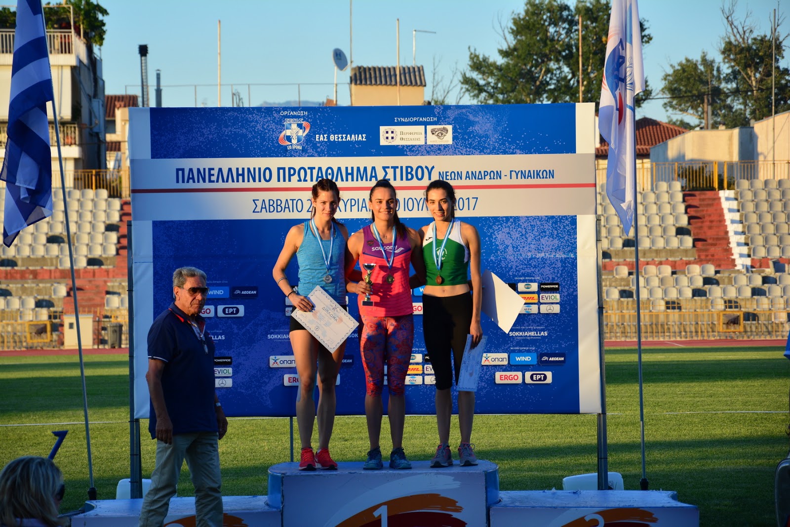 gs2017-141-panellinio_neon_03072017-003