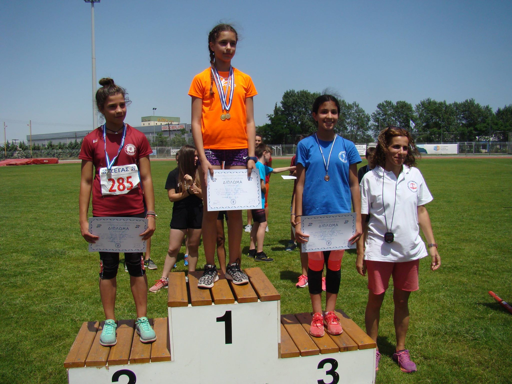 gs2018-194-polyathlo_bfash-001