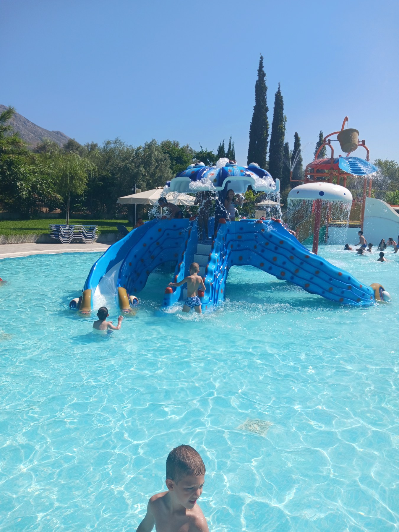 gs2023-355-nerotsoulithres-005